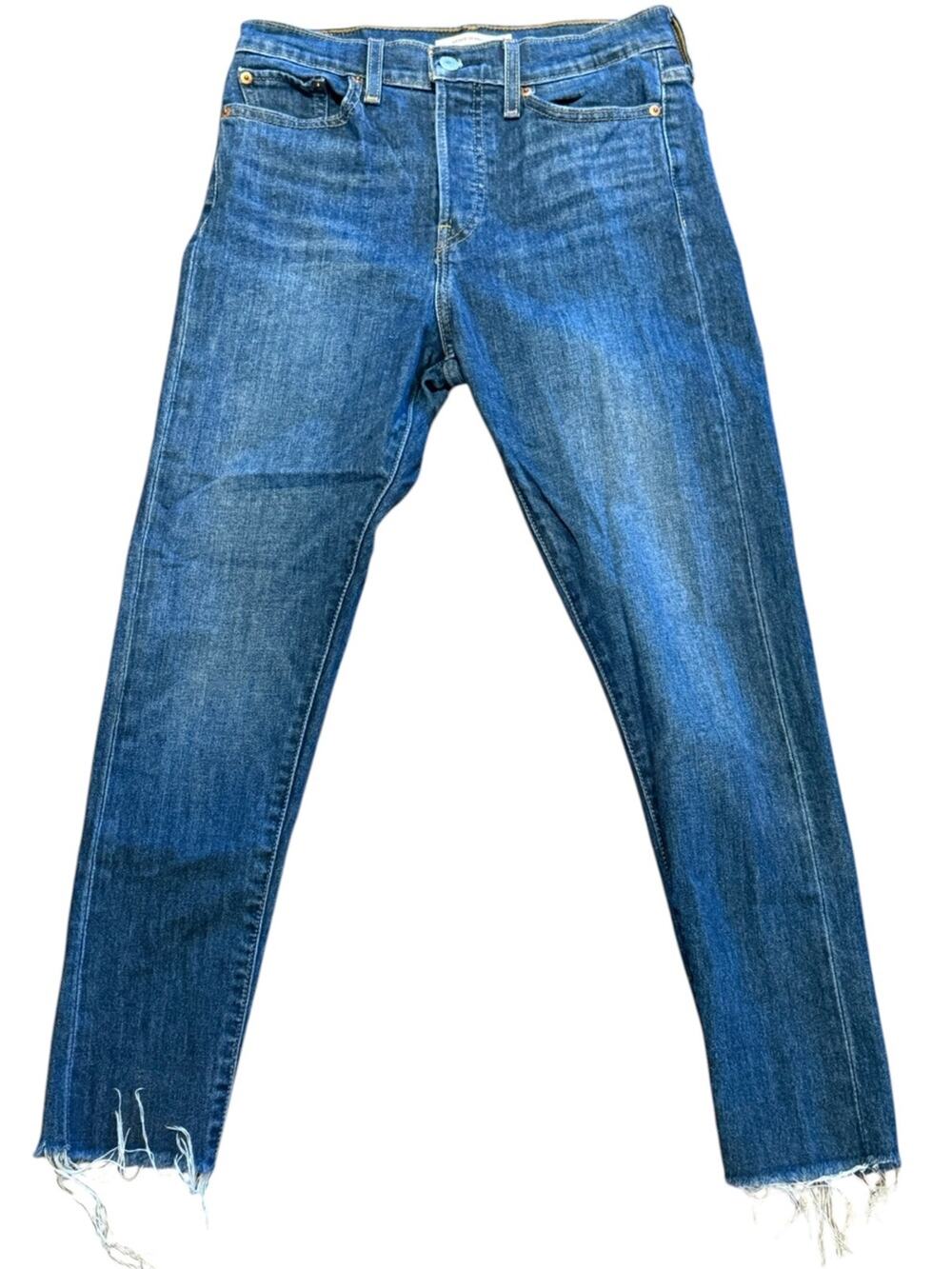 Levi’s Wedgie Skinny Classic Blue Jeans in a Women’s 29 x 27 Raw Edge Hem